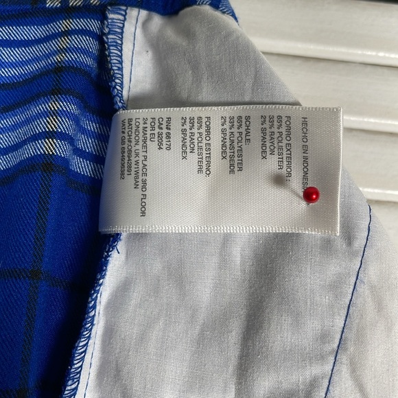 Urban Outfitters Daisy Plaid Zip-Front Wide Leg Pants. Size: 0 - Picture 9 of 13